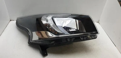 VAUXHALL VIVARO MK2 2014-2020 RIGHT HALOGEN HEADLAMP 95527867 - Image 1 of 4
