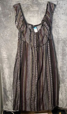 🆕 VESTIDO MAXI CON HOMBROS DESCUBIERTOS Rue 21 para mujer Top con volantes Negro Blanco Talla 3X Foto 1 de 4