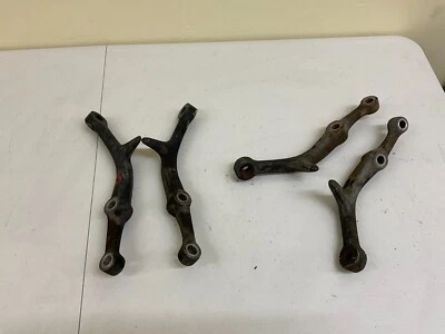 Mercedes W107 450SL 380SL SLC Right & Left  Steering Knuckles - Image 1 of 2