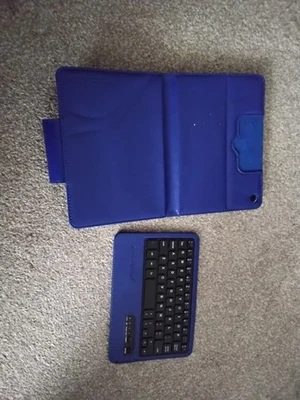 Amazon Fire Tablet 7 9th Generation Blue Tablet Case Bluetooth Keyboard Used - Image 1 of 4