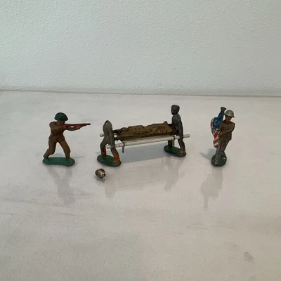 Vintage Barclay Manoil WWI Lot of 5 Metal Toy Soldier Cast Lead Army Figures - Image 1 of 4