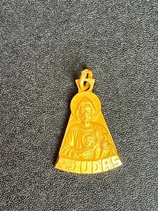 Small St. Judas Goldtone Religious Pendant or Charm – 1 x 5/8th’s inches – GOOD - Imagen 1 de 5