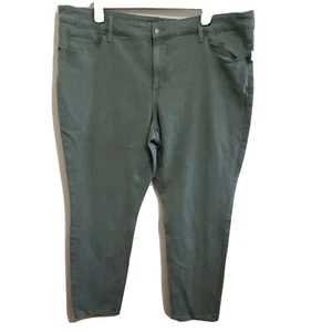 Pantalones ajustados verdes para mujer Universal Thread 24W ajustados caderas esculturas suaves - Imagen 1 de 6