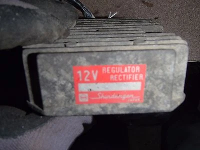 Regulador/rectificador Honda CM 400 T 1980  Foto 1 de 4