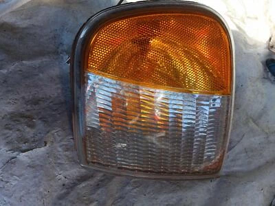 Luz antiniebla/marca/estacionamiento/giro/lámpara izquierda FORD PICKUP F150 97 98 99 00 01 02 03 04 Foto 1 de 2