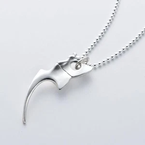 Japanese Traditional Handicraft by Ken Izumi (Pendant) (Sea Bream in Sea Bream) - Picture 1 of 7