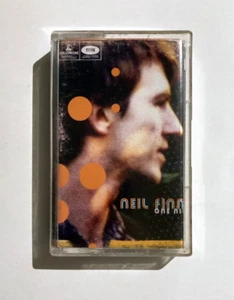 Neil Finn: One Nil - 2001 Solo Studio Album - RARE Parlophone Audio Cassette - Picture 1 of 4