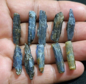 Fantástico lote de 10 piezas de cianita azul crudo tamaño 23-30 mm cianita áspera piedra preciosa suelta - Imagen 1 de 6