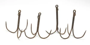 4 LARGE VINTAGE TREBLE HOOKS, SNAG HOOKS - Picture 1 of 6