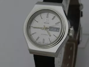 NOS NEW ST STEEL SWISS AUTOMATIC WATER RESISTANT WOMEN'S REVUE WATCH 1960'S - Picture 1 of 5