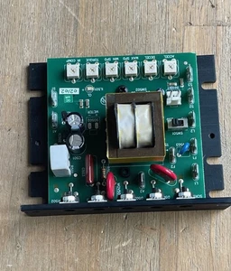 MINARIK DRIVES MM23001C DC DRIVE 115/230V 50/60HZ 1PH 7,5A - Foto 1 di 5