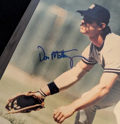 Yankee Mattingly "The Captain" "HitMan" 签名 亲笔签名 8 x 10 罕见照片 带真品证明 — 第 1/4 张图片