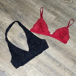 Victoria Secret Bralettes Set of 2 Size Medium - Picture 1 of 6