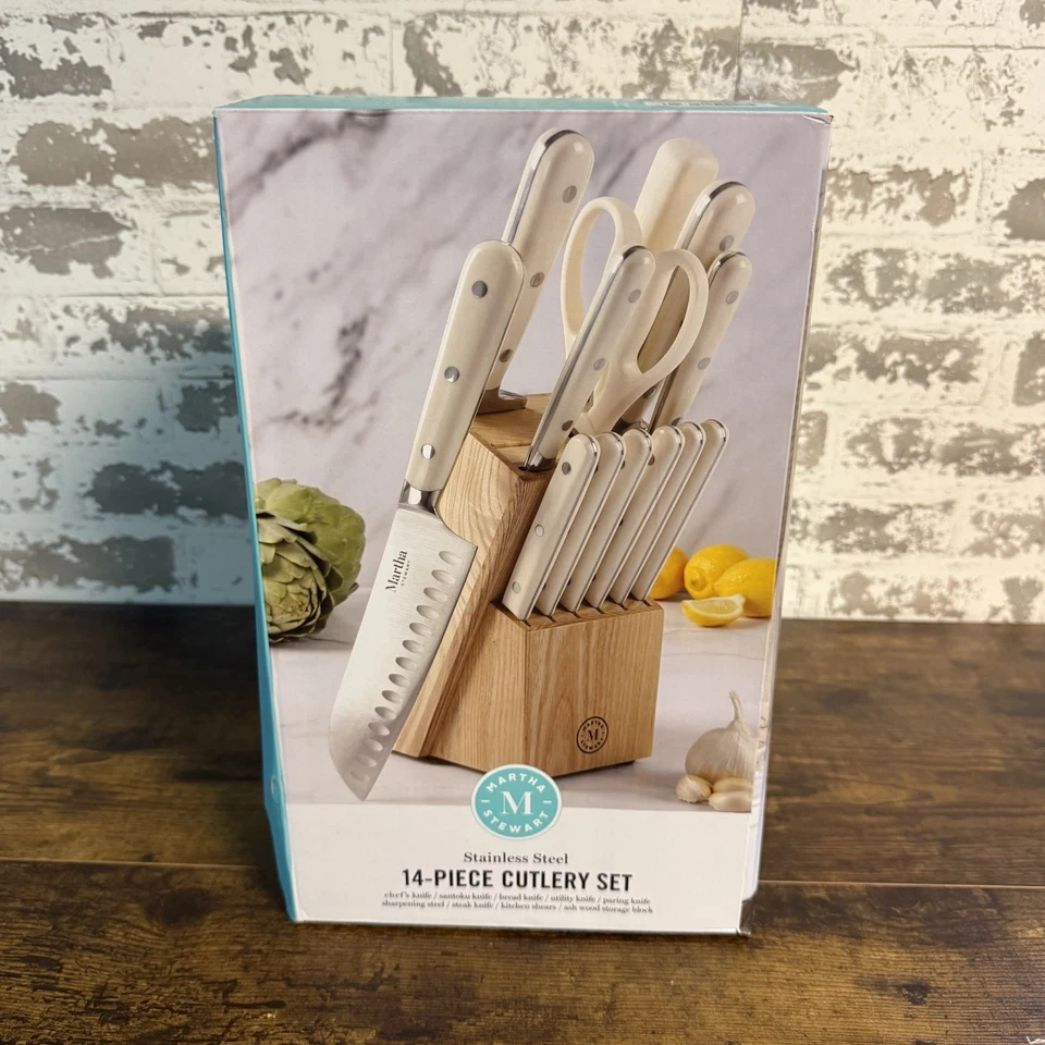 Juego de cuchillos cubiertos de acero inoxidable de alto carbono de 14 piezas MARTHA STEWART Eastwalk Foto 1 de 4