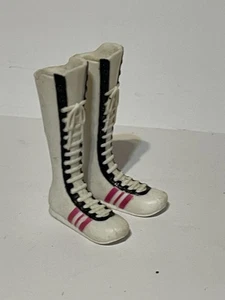 Bratz Doll Jade Dance Crewz Boots Shoes - Picture 1 of 3