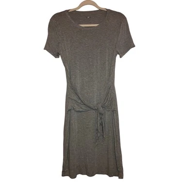 Vestido midi cómodo gris jaspeado tres puntos talla mediana  Foto 1 de 4