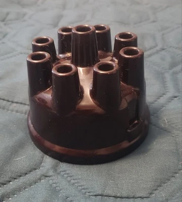 Niehoff FF-73 Distributor Cap 1949-56 Mercury/Ford-1950-56 Lincoln 47-56 IHC - Image 1 of 3