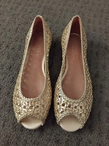 NEXT FOREVER COMFORT METALIC GOLD WEAVED LOW WEDGE SHOES SIZE 6/39 BNWT - Picture 1 of 12