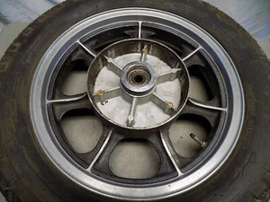 Rueda trasera recta 80-82 Kawasaki KZ 750 H LTD 16 x 3,00 R-1050 envío rápido gratuito - Imagen 1 de 8
