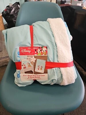 NWT Christmas Disney 2-in-1 Mickey Minnie Mouse Sherpa Twin Duvet Cover Blanket  - Image 1 of 4