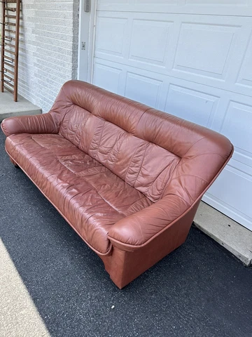 Midcentury Modern Vintage Leather Danish Sofa Ekornes style Cover