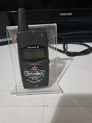 TELEFONO ERICSSON T28S NO CARICABATTERIA NO BATTERIA PER PARTI DI RICAMBIO  - Immagine 1 di 4