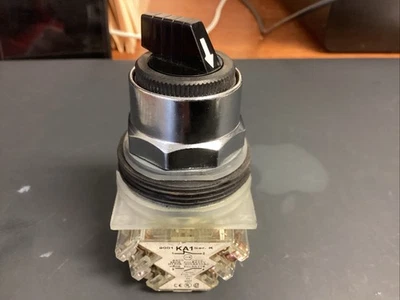 Interruptor selector Square D 9001 KA1 Ser K 2 - Bloque de contacto de posición (LPW77K) Foto 1 de 3