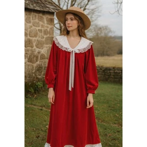 Komar Robe Red Vintage Size L Velvet Cottage Tie Neck Floral Lace Trim Nightgown - Picture 1 of 12