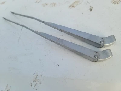 1973 to 1979 Ford F150 Windshield Wipers Wiper Arms F250 OEM D6TB-17526 Original - Image 1 of 4