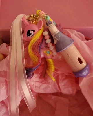 Llavero G4 Princess Cadence | Cristal | Roble | Hecho a mano | My Little Pony Foto 1 de 2