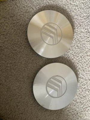 Juego de 2 tapas centrales Mercury Grand Marquis 1998-2002 número de pieza F6DC 1A096 EA Foto 1 de 4