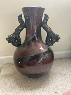 Jarrón chino Jizhou Ware Yuhuchun con asas dobles de Chi-Dragón Foto 1 de 4