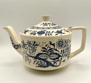 Teiera vintage blu e bianca Sadler Staffordshire cipolla 1940 - Foto 1 di 12