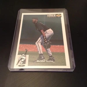 1994 Upper Deck Collector's Choice Michael Jordan Baseball Card - Picture 1 of 2