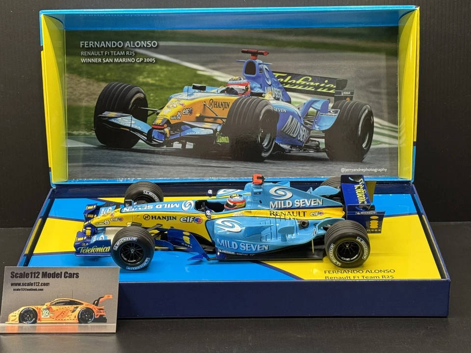 Renault R25 Fernando Alonso Italian GP Winner Ltd. Ed. Box Set 1/18 Minichamps - Image 1 of 4