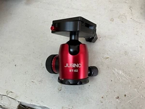 Jusino BT-02 ball head Tripod - Picture 1 of 3