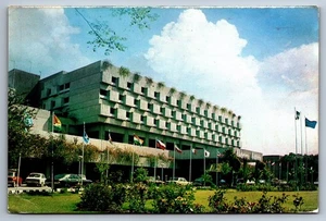 Postcard Hilton International Hotel Lahore Pakistan - Picture 1 of 2