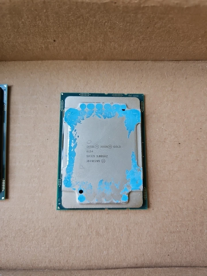 CPU Intel Xeon Gold 6154 3.0 GHz 18 Core - Immagine 1 di 1