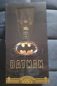 Figurine NECA 18" Batman 89 : Batman (Michael Keaton, 45 cm) NEUF - Foto 1 di 4