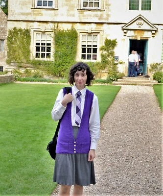 Corbata de seda pingüino ajustada a cuadros morados estilo años 20 regreso universitario al cole  Foto 1 de 4