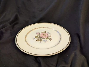 Homer Laughlin Georgian Eggshell Replacement Dinner Plate, 10" D - PRE-OWNED  - Picture 1 of 12