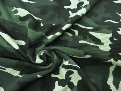 Tela texturizada Liverpool estampada bala elástica bosque camuflaje verde V27 Foto 1 de 2