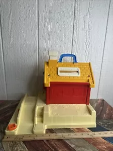 VTG 1988 Version Fisher Price Little People School Playground House Only #2550 - Picture 1 of 16