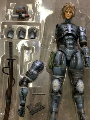 *DAMAGED* Metal Gear Solid 2 Sons of Liberty: Raiden Play Arts Kai Action Figure Cover