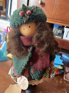 Muñeca de madera Lizzie High "Theresa Valentine" #1406 etiqueta original artesanal - Imagen 1 de 2