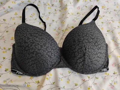 Sujetador Pink By Victorias Secret 36DD Pushup Animal Print  Foto 1 de 4