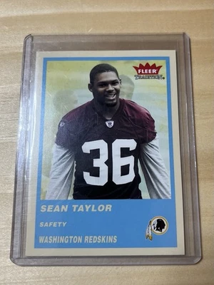 2004 Fleer Tradition Sean Taylor #340 Blue (RC) - Image 1 of 4