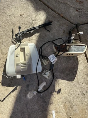 12-15 Mercedes-Benz E350 techo delantero mapa domo consola cableado y vista trasera Foto 1 de 4