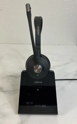 Auriculares inalámbricos individuales Jabra Engage 75 con cargador y micrófono Foto 1 de 4