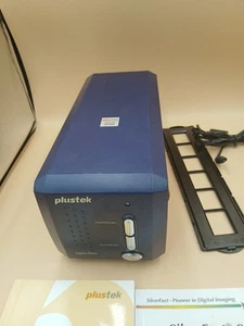 Scanner de film Plustek OpticFilm 8100 - Photo 1/9